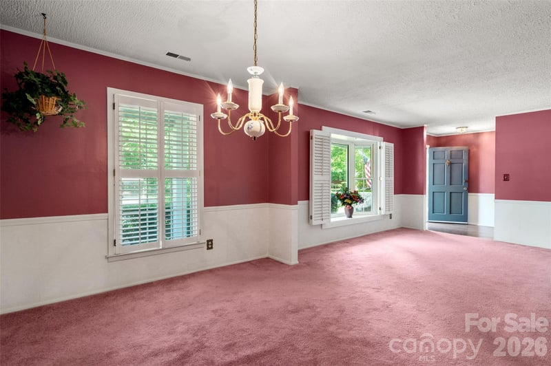 6637 Old Post Rd, Charlotte, NC 28212