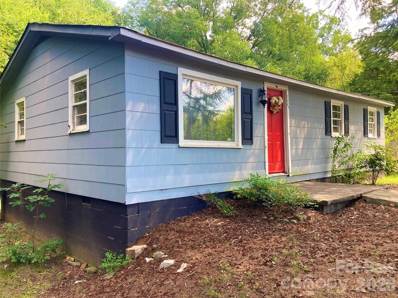 726 Grace St, Salisbury, NC 28144