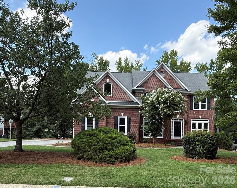 2421 Arden Gate Ln, Charlotte, NC 28262