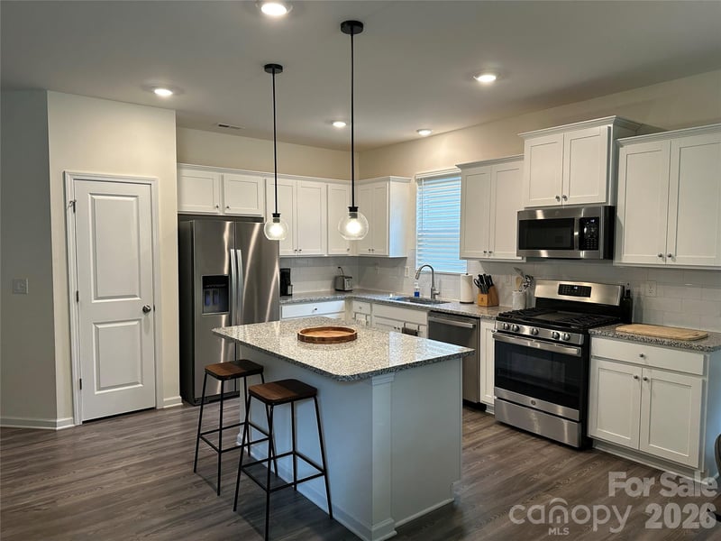 7148 Wheyfield Dr, Charlotte, NC 28215