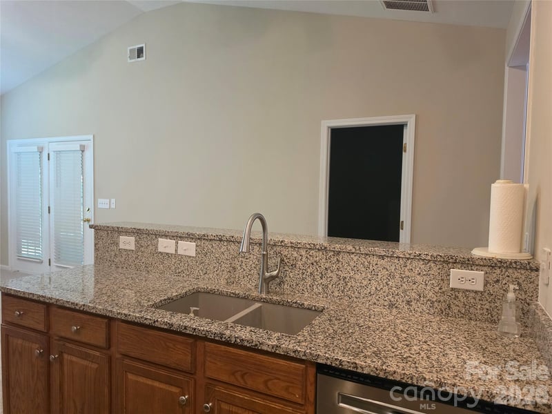 4715 Stoney Brook Ln #21, Harrisburg, NC 28075