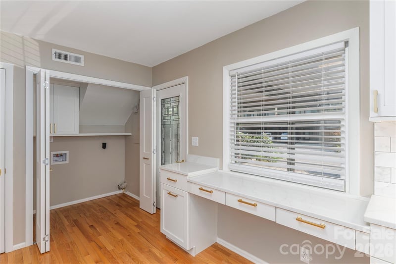 30 Maple Ridge Ln, Asheville, NC 28806