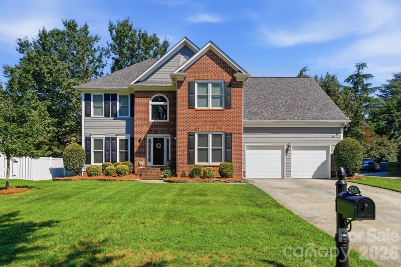 6912 Royce Ct, Charlotte, NC 28277