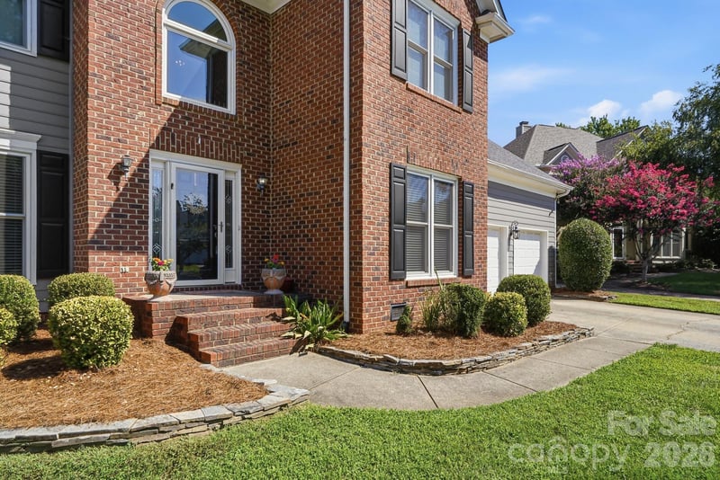6912 Royce Ct, Charlotte, NC 28277