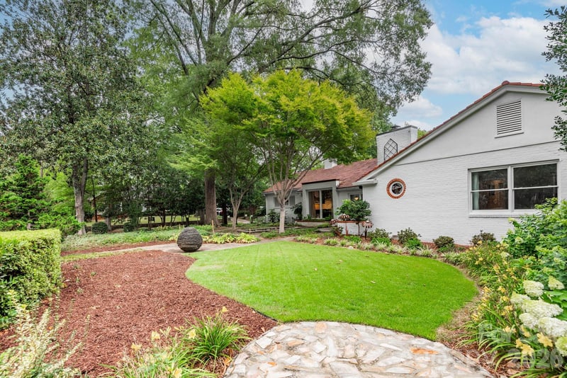 1101 Belgrave Pl, Charlotte, NC 28203