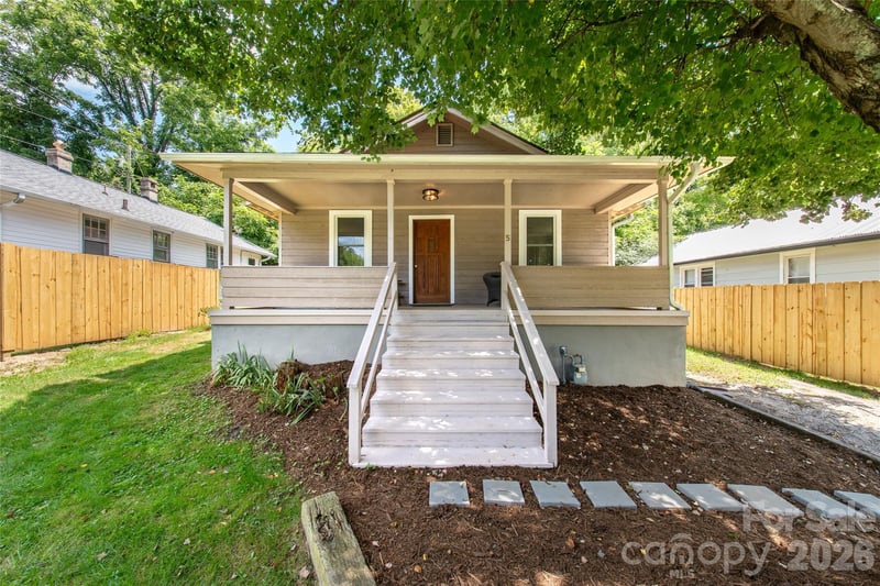 5 Company St, Asheville, NC 28804