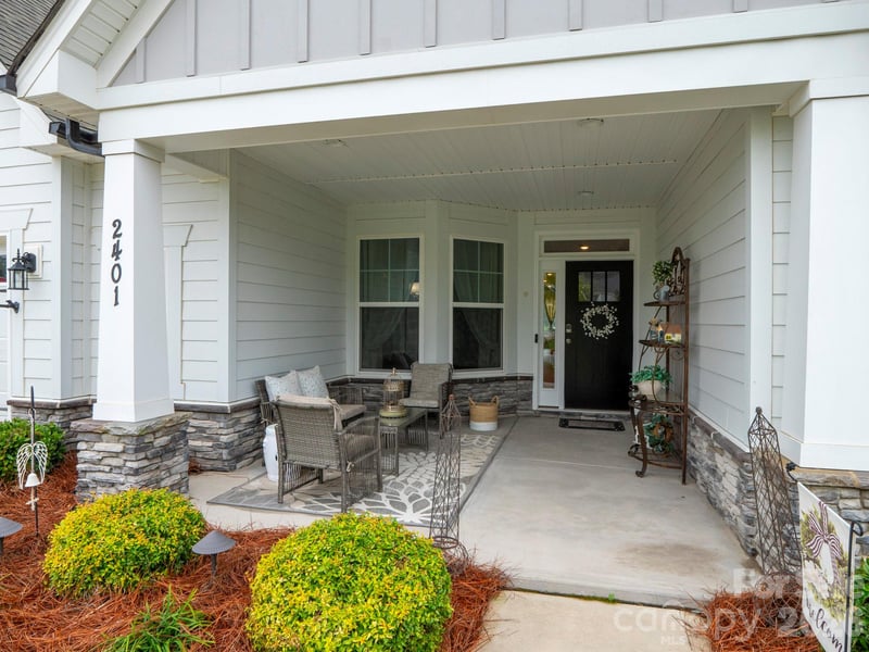 2401 Silent Mist Ln, Indian Trail, NC 28079