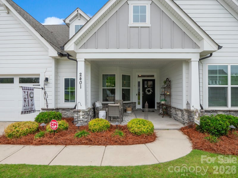 2401 Silent Mist Ln, Indian Trail, NC 28079