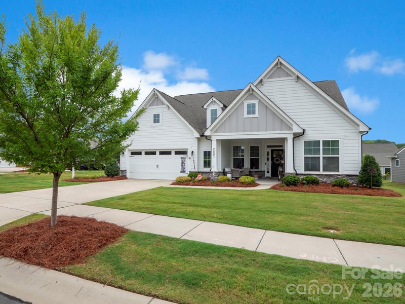 2401 Silent Mist Ln, Indian Trail, NC 28079