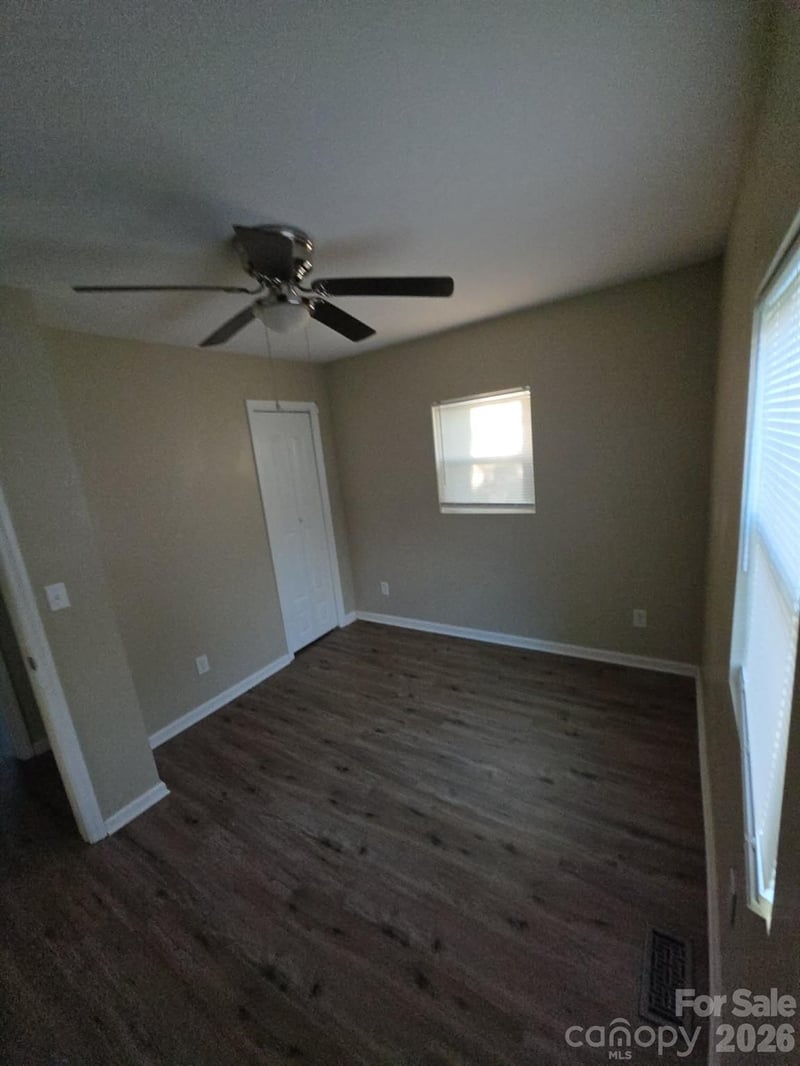 125 Gains Ln, Statesville, NC 28677