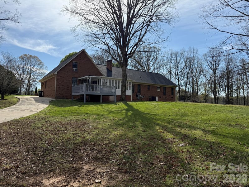 175 Briarfield Dr, Mooresville, NC 28115