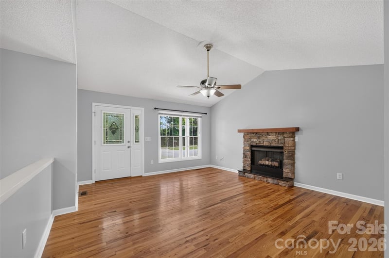 5706 George Hildebran School Rd, Hickory, NC 28602