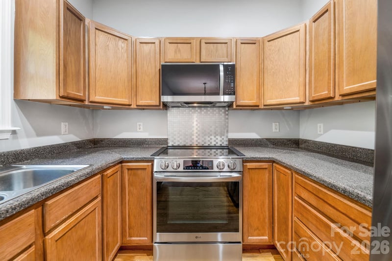 19 Oakcrest Pl, Asheville, NC 28806