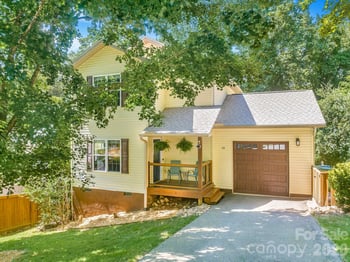 19 Oakcrest Pl, Asheville, NC 28806