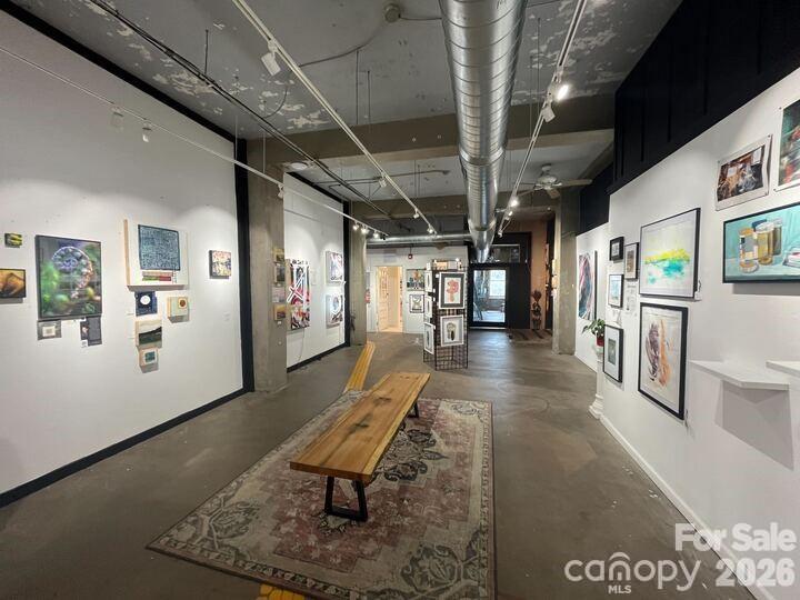 109 Roberts St, Asheville, NC 28801