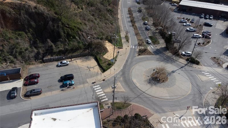109 Roberts St, Asheville, NC 28801