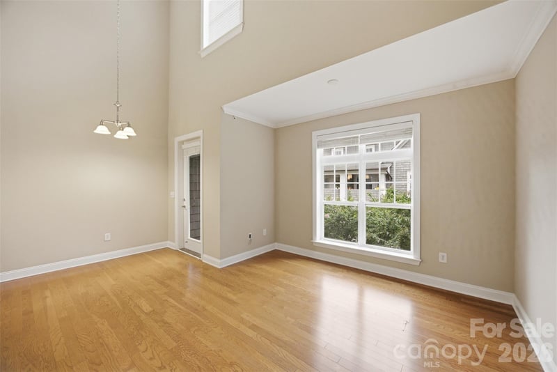 301 Tremont Ave #318, Charlotte, NC 28203