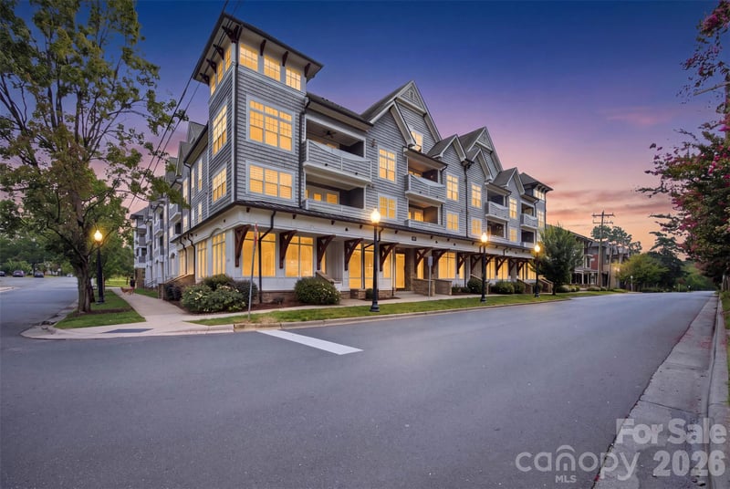 301 Tremont Ave #318, Charlotte, NC 28203