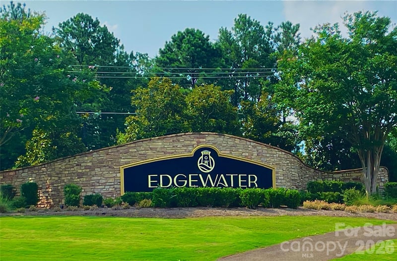 10288 Lakeshore Dr #150, Lancaster, SC 29720