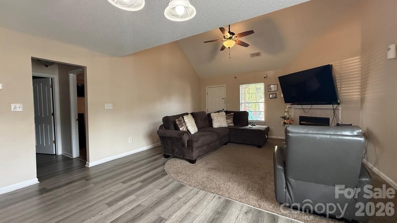 10239 Apple Dove Ct, Charlotte, NC 28214