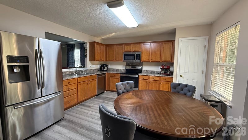 10239 Apple Dove Ct, Charlotte, NC 28214