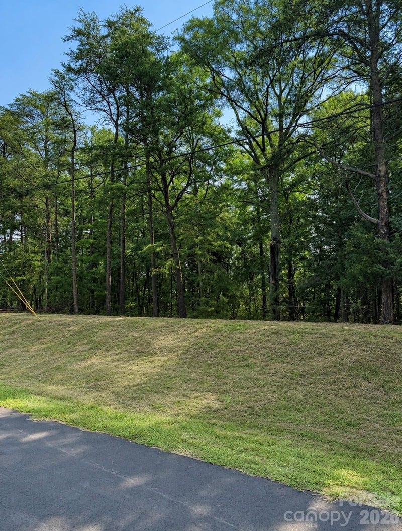 17307 Green Hill Rd, Charlotte, NC 28278