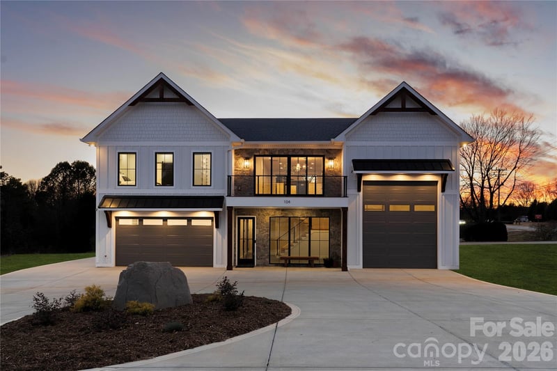 106 Isle Of Pines Rd, Mooresville, NC 28117