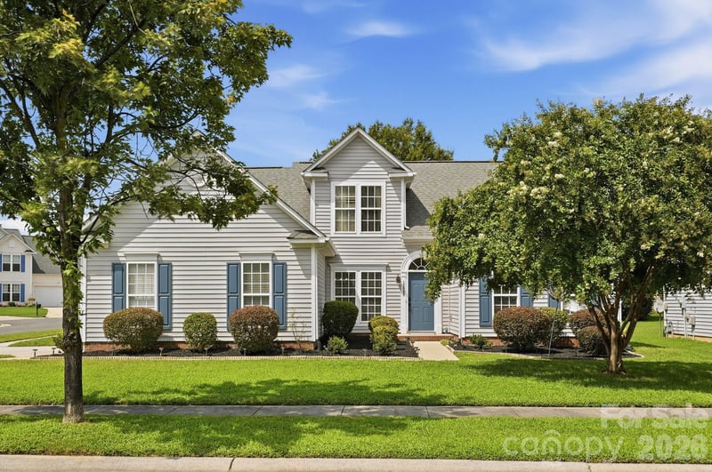 12003 Planters Estates Dr, Charlotte, NC 28278
