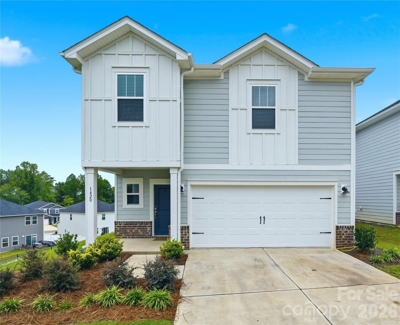1420 Wildflower St, Newton, NC 28658