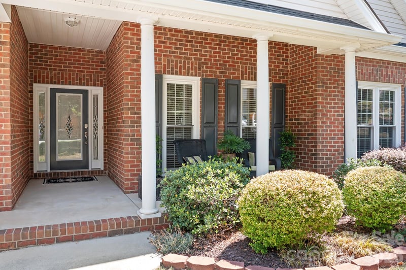 17324 Cambridge Grove Dr, Huntersville, NC 28078