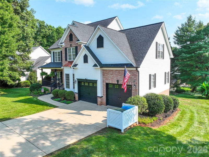 910 44th Avenue Ct #112/38-104, Hickory, NC 28601