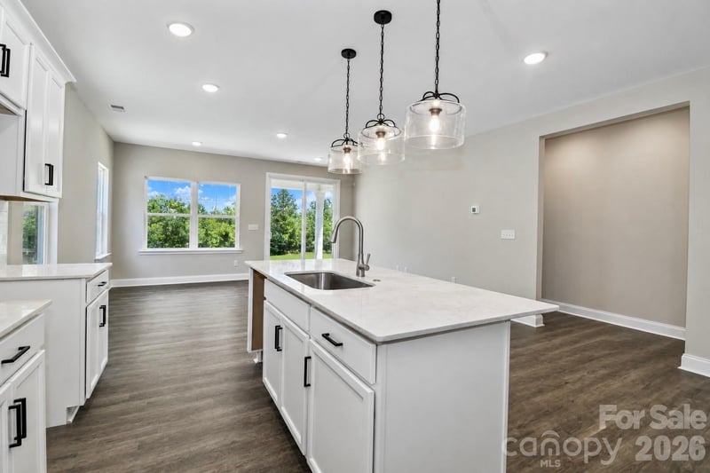 111 Honeycomb Ct, Statesville, NC 28625
