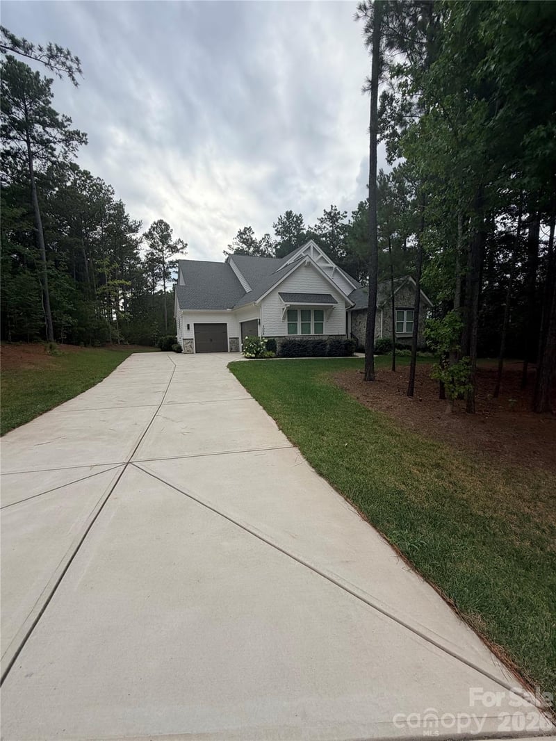 4008 Persimmon Rd, Lancaster, SC 29720