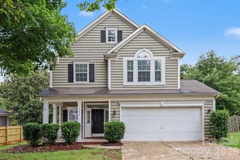 16034 Farmall Dr, Huntersville, NC 28078