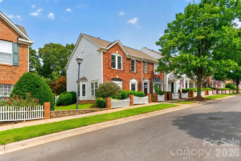 4005 Christine Ln #A, Waxhaw, NC 28173
