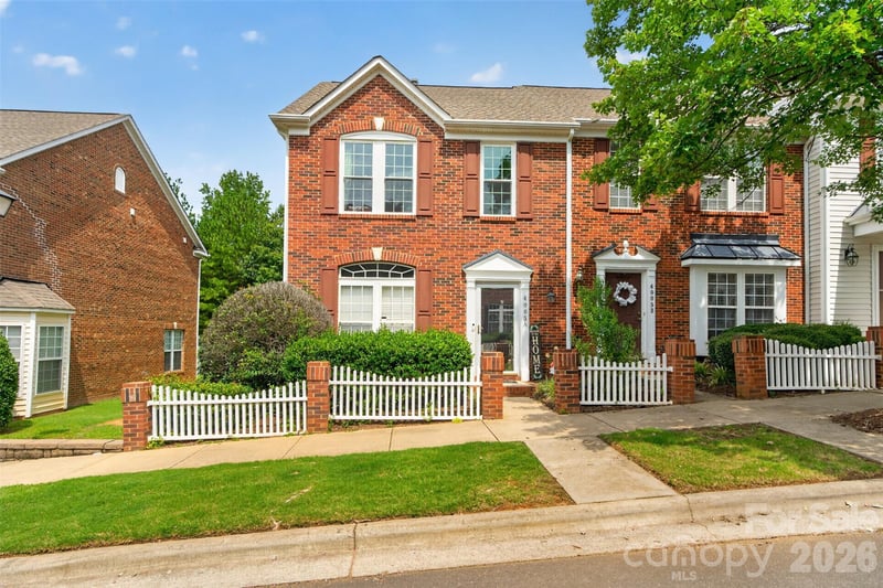 4005 Christine Ln #A, Waxhaw, NC 28173