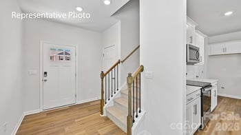 1437 7th Street Dr, Hickory, NC 28601