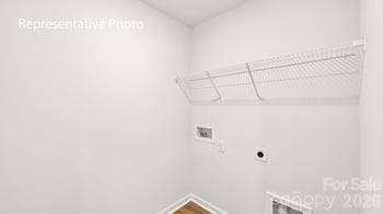 1437 7th Street Dr, Hickory, NC 28601