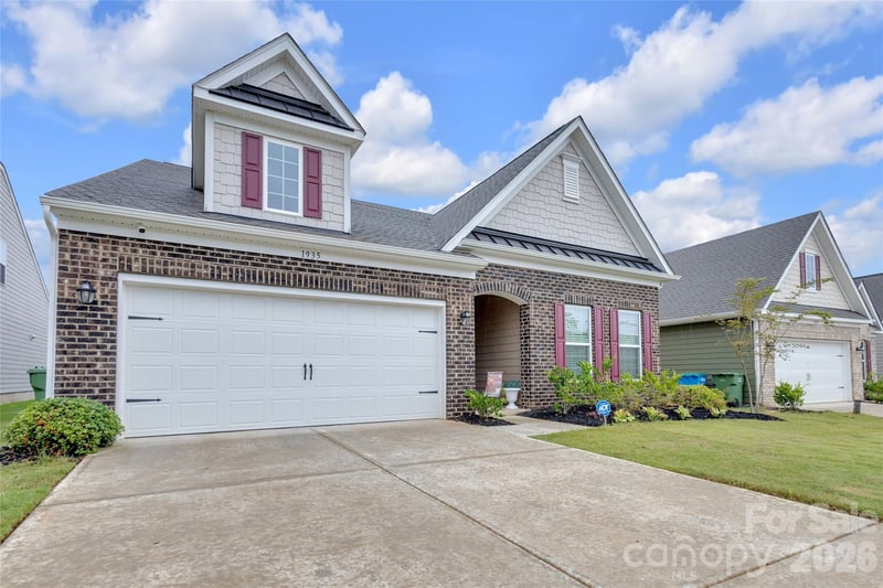 1935 Copper Path Dr, Fort Mill, SC 29715