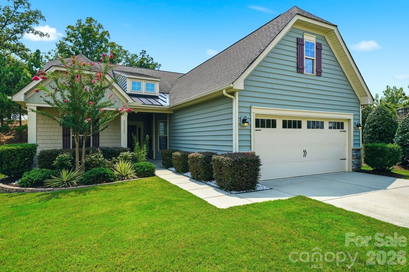 13313 Canterbury Castle Dr, Charlotte, NC 28273