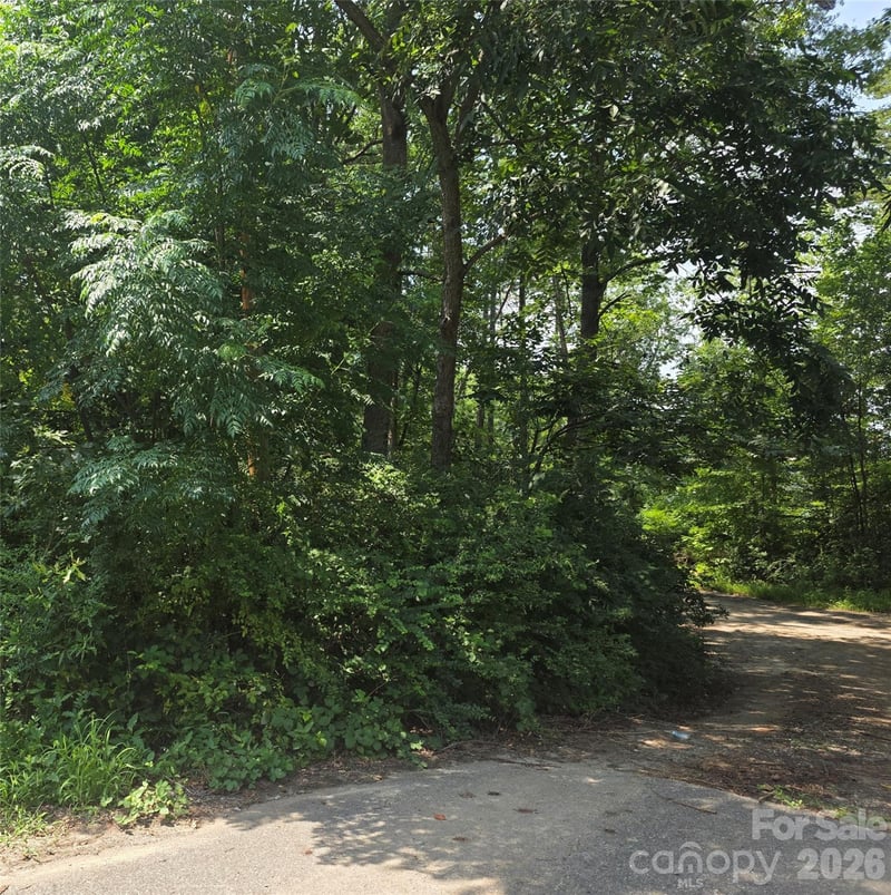 N Poplar St, Dallas, NC 28034
