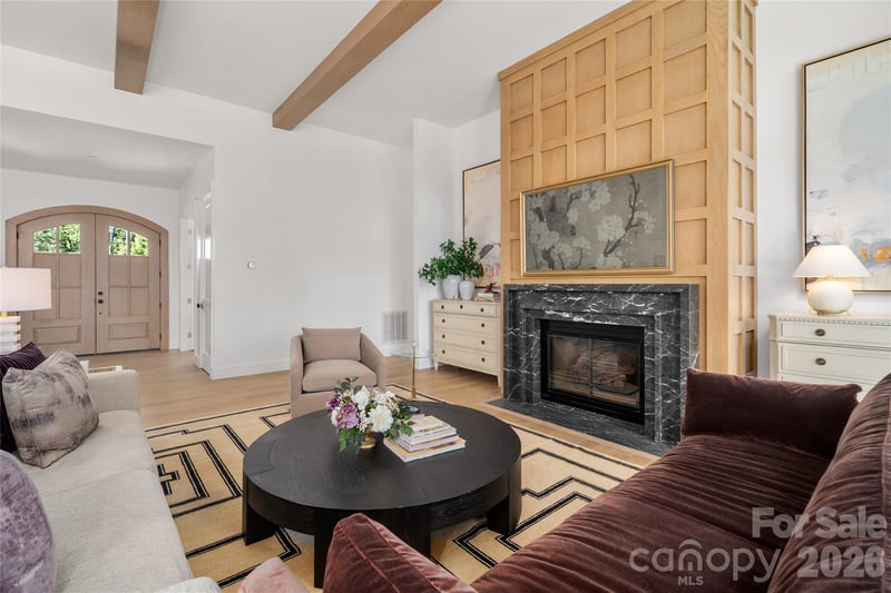 210 Samuel Dr, Mills River, NC 28759