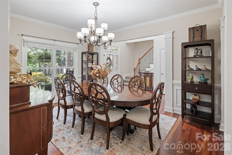 1746 30th Avenue Dr, Hickory, NC 28601