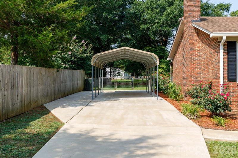 1667 Heatherhill Rd, Rock Hill, SC 29732