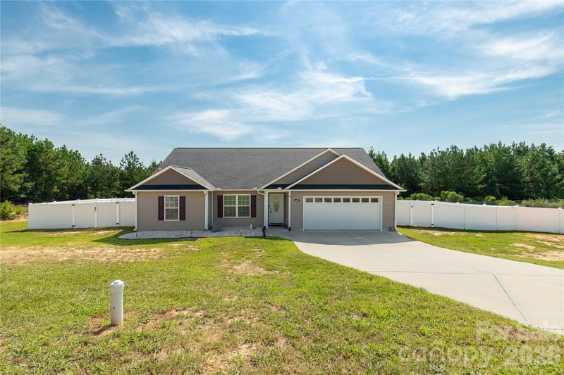 6407 Hunting Creek Rd, Lancaster, SC 29720