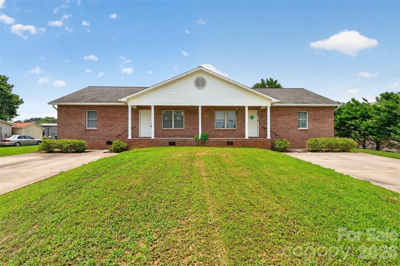 1535 - 1537 23rd St, Hickory, NC 28601