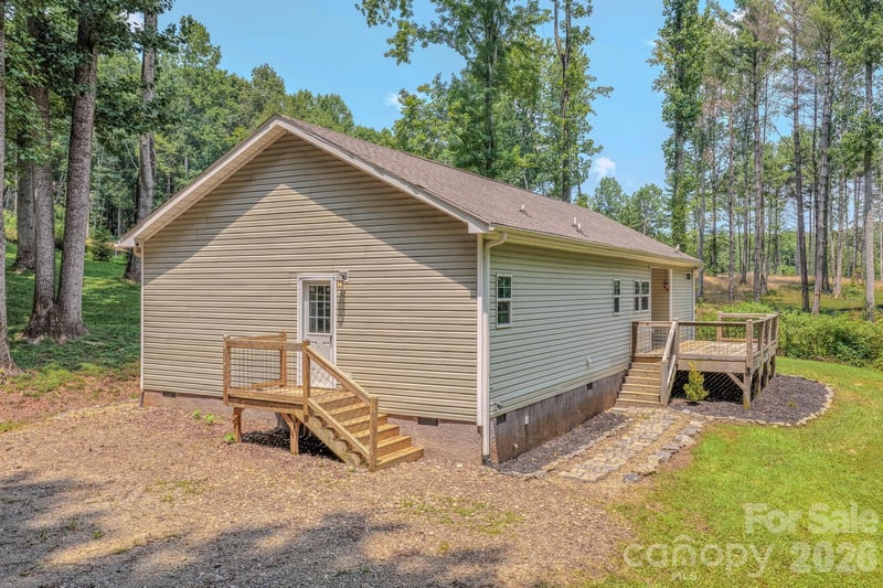 17 Berry Hill Rd, Asheville, NC 28806