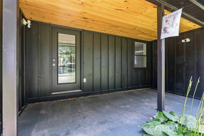 75 Old Macedonia Rd, Alexander, NC 28701