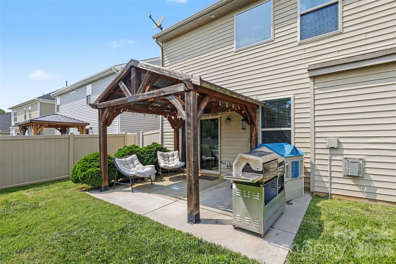 729 Centennial St, Gastonia, NC 28056
