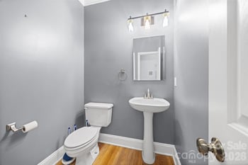 7015 Olde Sycamore Dr, Charlotte, NC 28227